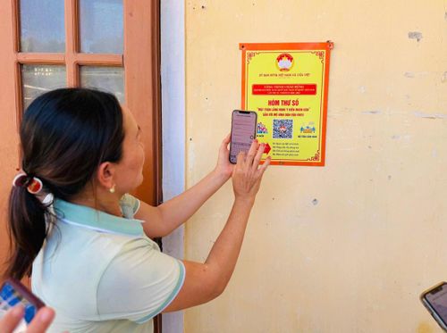 Mô hình Hòm thư số “Mặt trận lắng nghe ý kiến nhân dân” gắn với Dân vận khéo tại Quảng Trị.