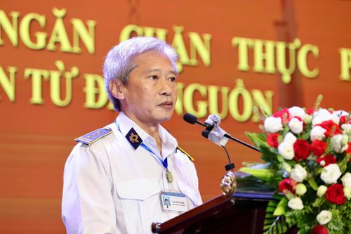 Ông Nguyễn Hữu Thiết, Phó Chi cục trưởng Chi cục Chăn nuôi và Thú y TP.HCM, báo cáo tại hội thảo. Ảnh: BTC.