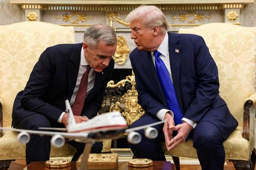 Trong nhiệm kỳ thứ hai của mình, Tổng thống Mỹ Donald Trump đã sử dụng thuế quan như một công cụ để thực hiện chính sách "Make America Great Again" (MAGA) của mình, khiến nhiều hãng xe đẩy mạnh đầu tư và sản xuất tại Mỹ.