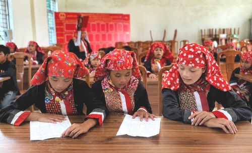 Hát Pả Dung cần được bảo tồn và duy trì