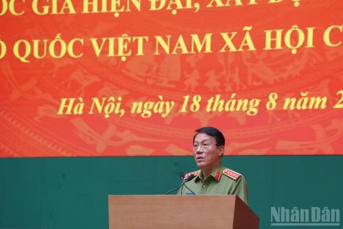 Đồng chí Đại tướng Lương Tam Quang phát biểu kết luận hội thảo. (Ảnh: HẢI ĐĂNG)