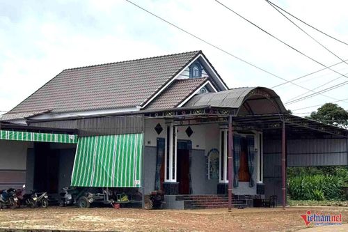 Những căn nhà kiểu dáng này có rất nhiều ở thôn Đoàn Kết. Ảnh: Hải Dương