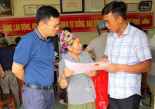 Văn phòng Đăng ký đất đai tỉnh Hưng Yên khẩn trương hoàn thành việc cập nhật cơ sở dữ liệu về đất đai. Ảnh: Thế Duyệt/TTXVN