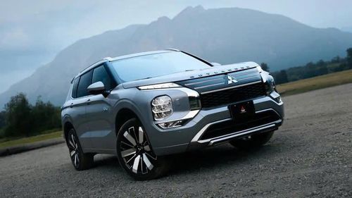 Mitsubishi Outlander PHEV 2026.