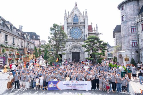 DANAGO tổ chức thành công tour MICE cho đoàn 250 khách Hukan Việt Nam. Ảnh: Danago
