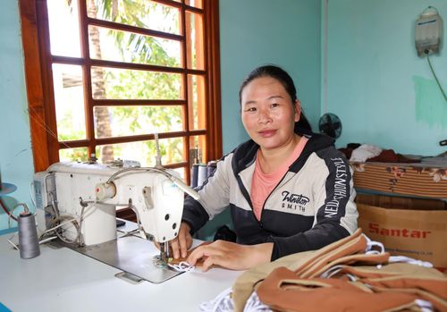 Bà Lê Thị Máy.