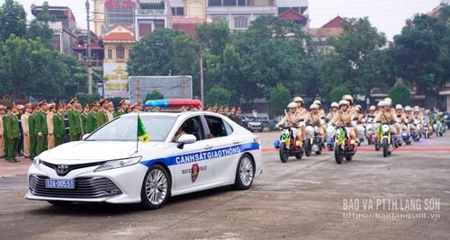 Công an tỉnh ra quân triển khai đợt cao điểm tấn công, trấn áp tội phạm, đảm bảo an ninh, trật tự các sự kiện chính trị quan trọng của đất nước và Tết Nguyên đán Bính Ngọ 2026 (Ảnh: Hoàng Huấn)