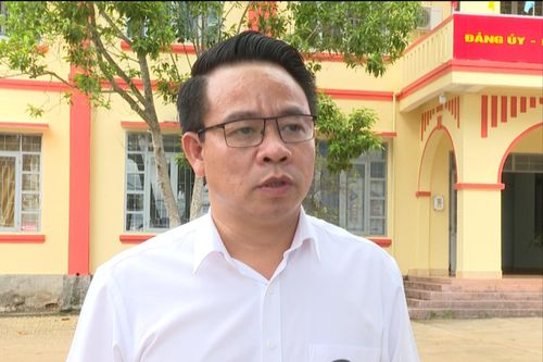 Ông Tạ Thanh Quyền, Phó Chủ tịch UBND xã Đắk Mil khẳng định hủ tục của bà con trong vùng DTTS dần được xóa bỏ, đời sống người dân ngày càng văn minh hơn