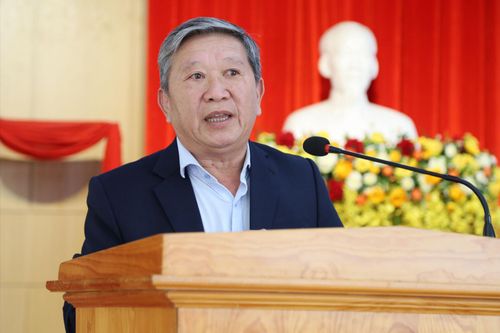 Phó Chủ tịch Hội Luật gia tỉnh Lâm Đồng Trần Hữu Thọ phát biểu tại lễ công bố Quyết định thành lập Chi hội Luật gia phường Xuân Hương - Đà Lạt