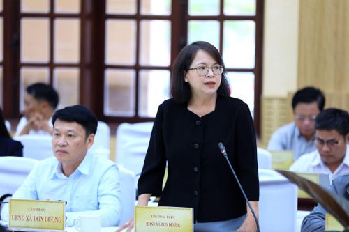 Bí thư Đảng ủy, Chủ tịch HĐND xã Đơn Dương Dương Thị Ngà đề xuất một số giải pháp nâng cao hoạt động của HĐND cấp xã thời gian tới
