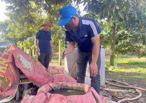 Giám sát sốt xuất huyết tại xã Đạ Huoai
