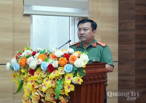 Đại diện lãnh đạo Công an tỉnh phát biểu tại buổi lễ - Ảnh: H.Tr