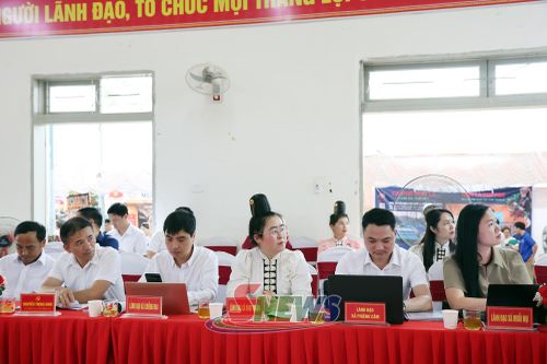 Các đại biểu tham dự Hội thảo.