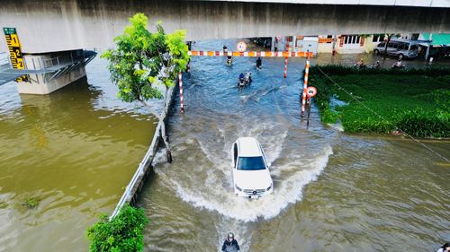 TP.HCM sẽ triển khai đồng bộ nhiều giải pháp để kéo giảm tình trạng ngập, lún.