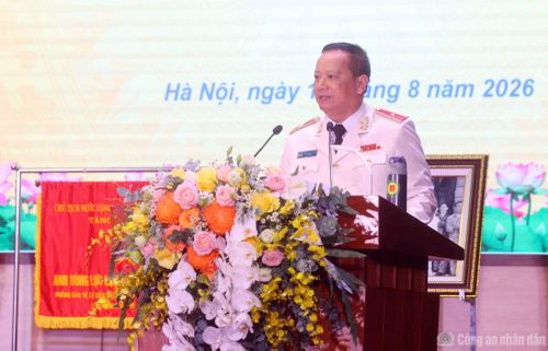 Tư lệnh Phạm Thanh Hùng khẳng định lực lượng Cảnh vệ CAND sẽ quán triệt nghiêm túc, triển khai thực hiện hiệu quả các nhiệm vụ được giao.