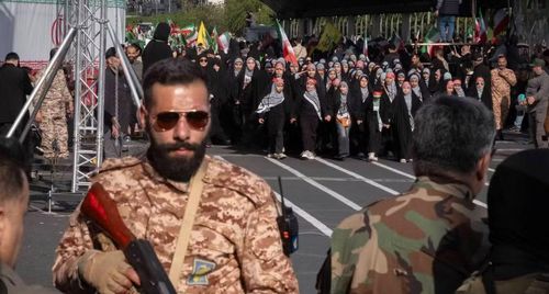 Iran đồng thời cảnh giác với các nhóm ly khai ở khu vực biên giới phía tây và phía đông, trong khi IRGC tiếp tục các hoạt động tên lửa và UAV nhằm vào các nhóm vũ trang tại Kurdistan thuộc Iraq.