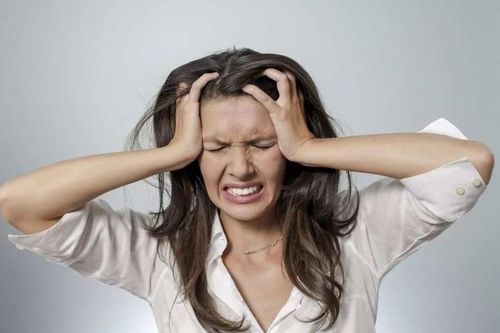Kiểm soát cơn giận là cách bảo vệ sức khỏe tim mạch, giữ sự sáng suốt để ra quyết định đúng đắn và bảo vệ các mối quan hệ. Ảnh: Magnific.