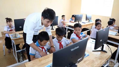 Sắp xếp cơ sở giáo dục thực hiện trên cơ sở quy mô dân số, địa lý, nhu cầu học tập, cơ sở vật chất, đội ngũ nhà giáo.