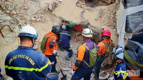  Cảnh sát phòng cháy, chữa cháy và cứu nạn, cứu hộ của Việt Nam tham gia tìm kiếm nạn nhân mất tích sau động đất tại Venezuela, tháng 6-2026.