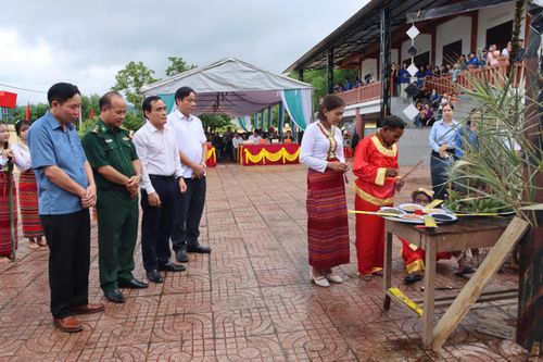 Nghi thức truyền thống Tết Lấp lỗ