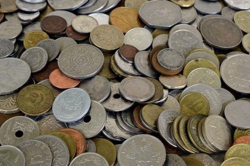 Các đồng xu cổ sưu tập có giá trị khác nhau dựa vào nhiều yếu tố.