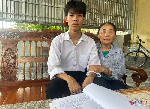 Bà ngoại tảo tần, là chỗ dựa của Mạnh trên hành trình học tập.