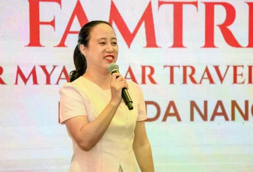 Bà Mai Thị Thanh Hải, Phó giám đốc Trung tâm Xúc tiến du lịch Đà Nẵng phát biểu tại sự kiện kết nối du lịch Myanmar với Đà Nẵng và Huế. Ảnh VD.