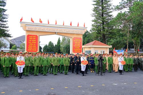 Công an Lâm Đồng ra quân tấn công, trấn áp tội phạm bảo đảm ANTT