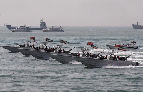 Eo biển Hormuz bị phong tỏa sẽ gây ảnh hưởng nghiêm trọng tới an ninh năng lượng toàn cầu. Ảnh Lực lượng Vệ binh Cách mạng Iran