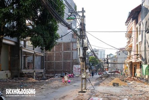  Ban Quản lý dự án đầu tư - hạ tầng phường Cầu Giấy cho biết, dự án có 103 tổ chức, hộ gia đình và cá nhân thuộc diện thu hồi đất. Đến nay, công tác giải phóng mặt bằng cơ bản hoàn thành với sự đồng thuận của toàn bộ các hộ dân liên quan.