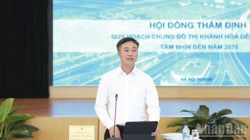 Chủ tịch Ủy ban nhân dân tỉnh Khánh Hòa Nguyễn Việt Hùng.