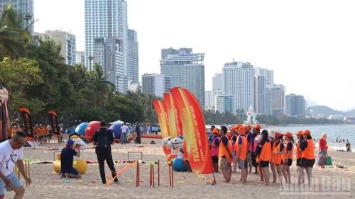 Quy hoạch khu vực Nha Trang-Cam Lâm là trung tâm tổng hợp (Ảnh: Một góc biển Nha Trang)