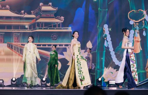  Phần thi của các thí sinh 