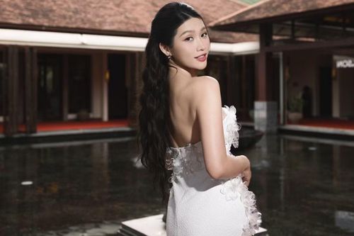Chuyện tình của Quỳnh Châu và doanh nhân Phát Nguyễn cũng nhận được sự chú ý. Cặp đôi có gần 5 năm yêu nhau trước khi tổ chức hôn lễ vào tháng 10/2025. Sau khi về chung một nhà và đón con đầu lòng, người đẹp dường như càng viên mãn hơn trong cả cuộc sống riêng lẫn sự nghiệp. Ảnh: FB Chế Nguyễn Quỳnh Châu