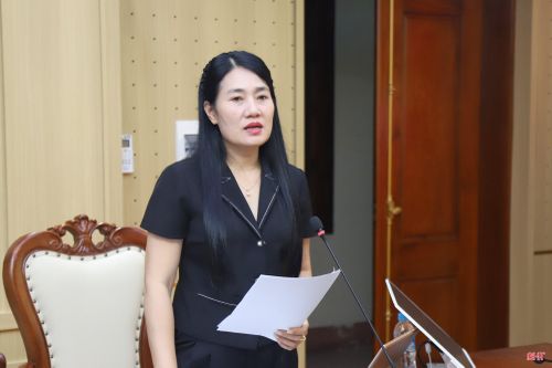 Đồng chí Nguyễn Thị Việt Hà - Phó Chủ tịch HĐND tỉnh...