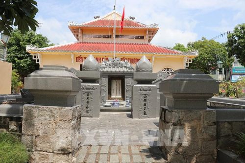 Mộ cùng Đền thờ Trương Định tại phường Gò Công, tỉnh Đồng Tháp. Ảnh: Hữu Chí - TTXVN