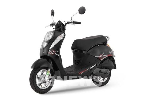 SYM Elite 50cc có giá bán 23,1 triệu đồng