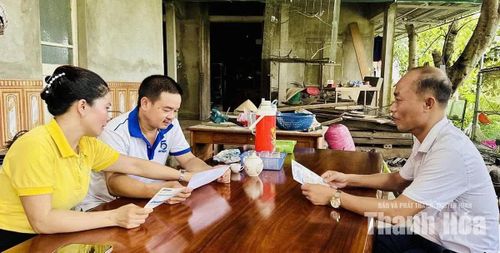 BHXH Cơ sở Như Xuân phối hợp với các tổ chức đoàn thể để đưa chính sách BHXH tự nguyện đến gần hơn với người dân.