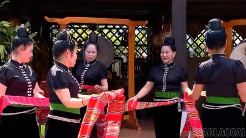 Các câu lạc bộ văn hóa, văn nghệ tích cực tập luyện.