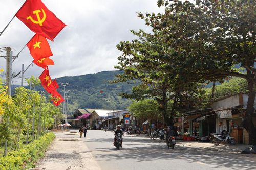 Bộ mặt NTM của Đam Rông 4 từng bước khang trang, đường xá, giao thông từng bước được cứng hóa