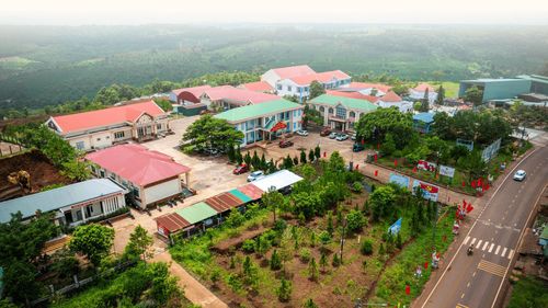 Một góc trung tâm xã biên giới Quảng Trực hôm nay