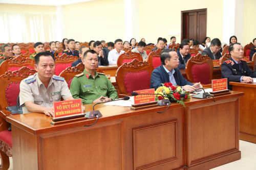 Các đại biểu tham dự hội nghị