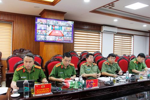 Lãnh đạo Công an tỉnh, phòng nghiệp vụ liên quan dự Hội nghị.