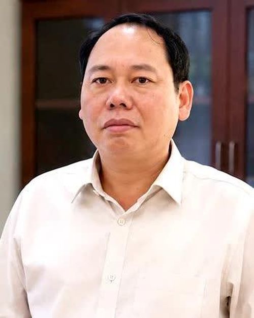 Đồng chí Lý Chòi Nhàn Bí thư Đảng ủy xã Hồ Thầu