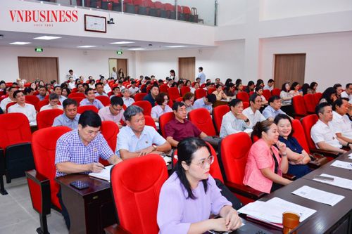Các nội dung được lựa chọn đều gắn với yêu cầu thực tiễn của công tác xây dựng Đảng, giúp cán bộ nhận diện những yếu tố mới tác động đến công tác bảo vệ nền tảng tư tưởng của Đảng.