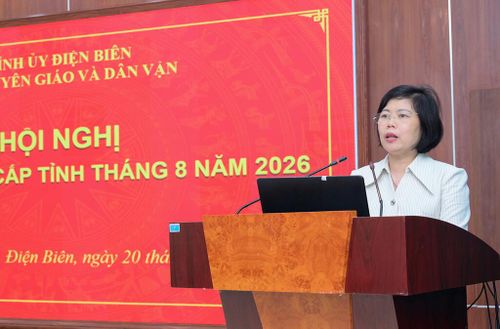 Lãnh đạo Ban Tuyên giáo và Dân vận Tỉnh ủy Điện Biên phát biểu tại Hội nghị.