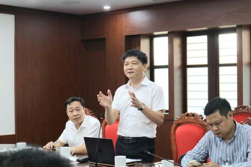 Chuyên gia Đặng Quý Nhân phát biểu tại Hội nghị. Ảnh: NM