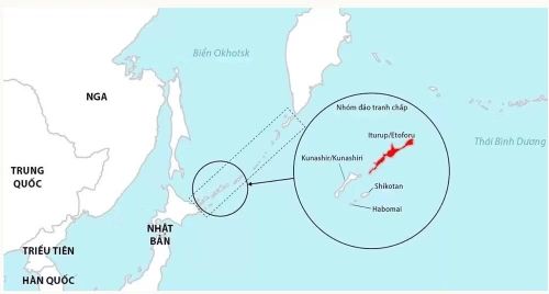 Quần đảo Kuril do Liên Xô kiểm soát trước khi Thế chiến II kết thúc. Nhật Bản tuyên bố chủ quyền với 4 đảo thuộc Nam Kuril và gọi khu vực này là Lãnh thổ Phương Bắc. Tranh chấp khiến Nga và Nhật Bản chưa ký hiệp ước hòa bình sau chiến tranh.