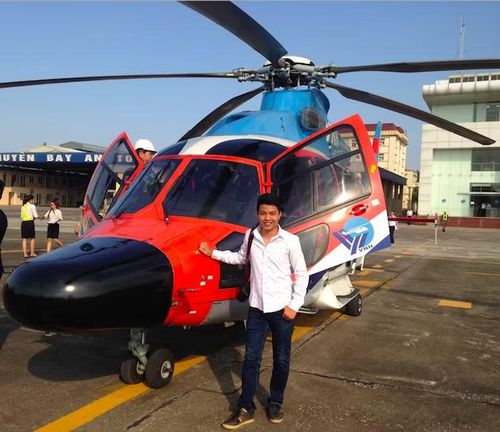 Phóng viên An ninh Thủ đô tác nghiệp trên trực thăng EC155B1