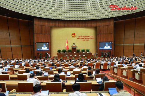 Toàn cảnh phiên họp. Ảnh: Quang Vinh